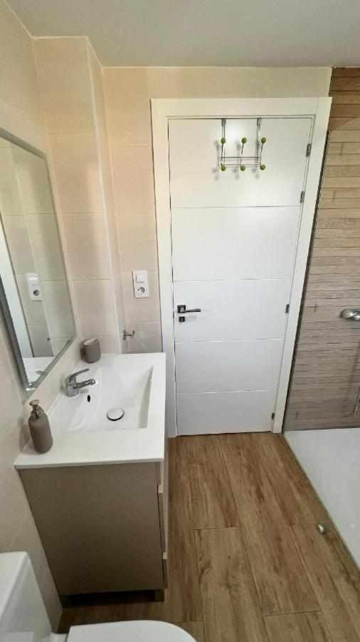 Apartamenticos Plaza Del Pilar III Saragossa Zewnętrze zdjęcie